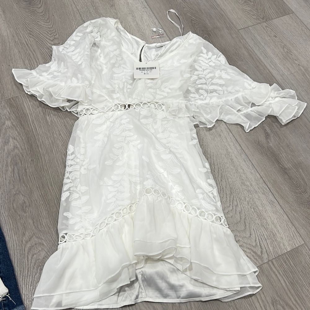 Woman’s white dress